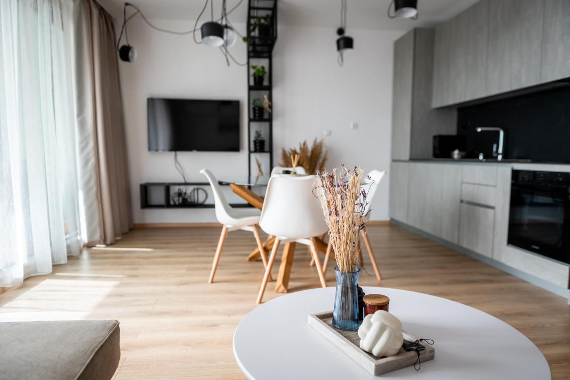 Queen'S Garden Balchik Apartment ภายนอก รูปภาพ