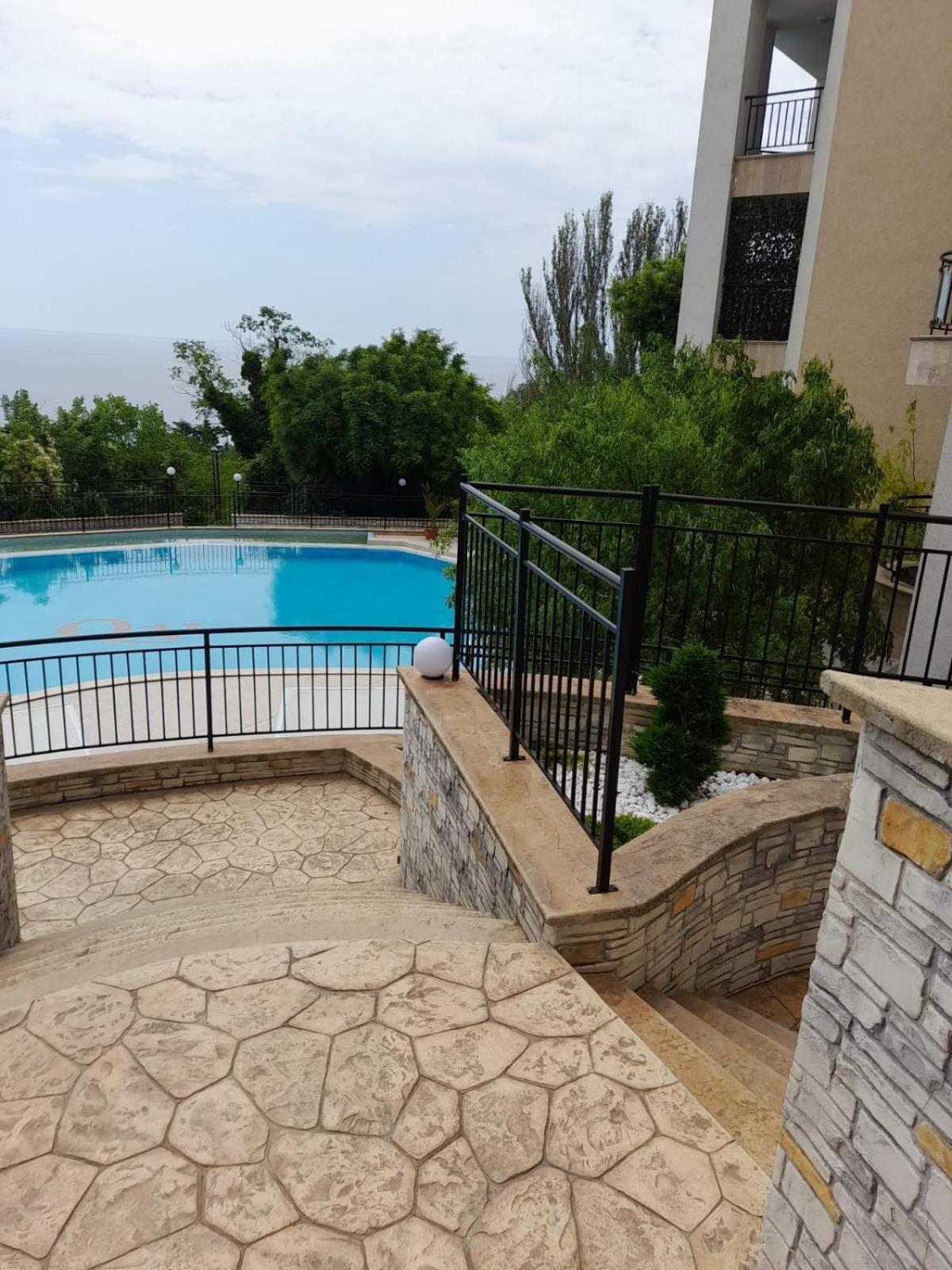 Queen'S Garden Balchik Apartment ภายนอก รูปภาพ